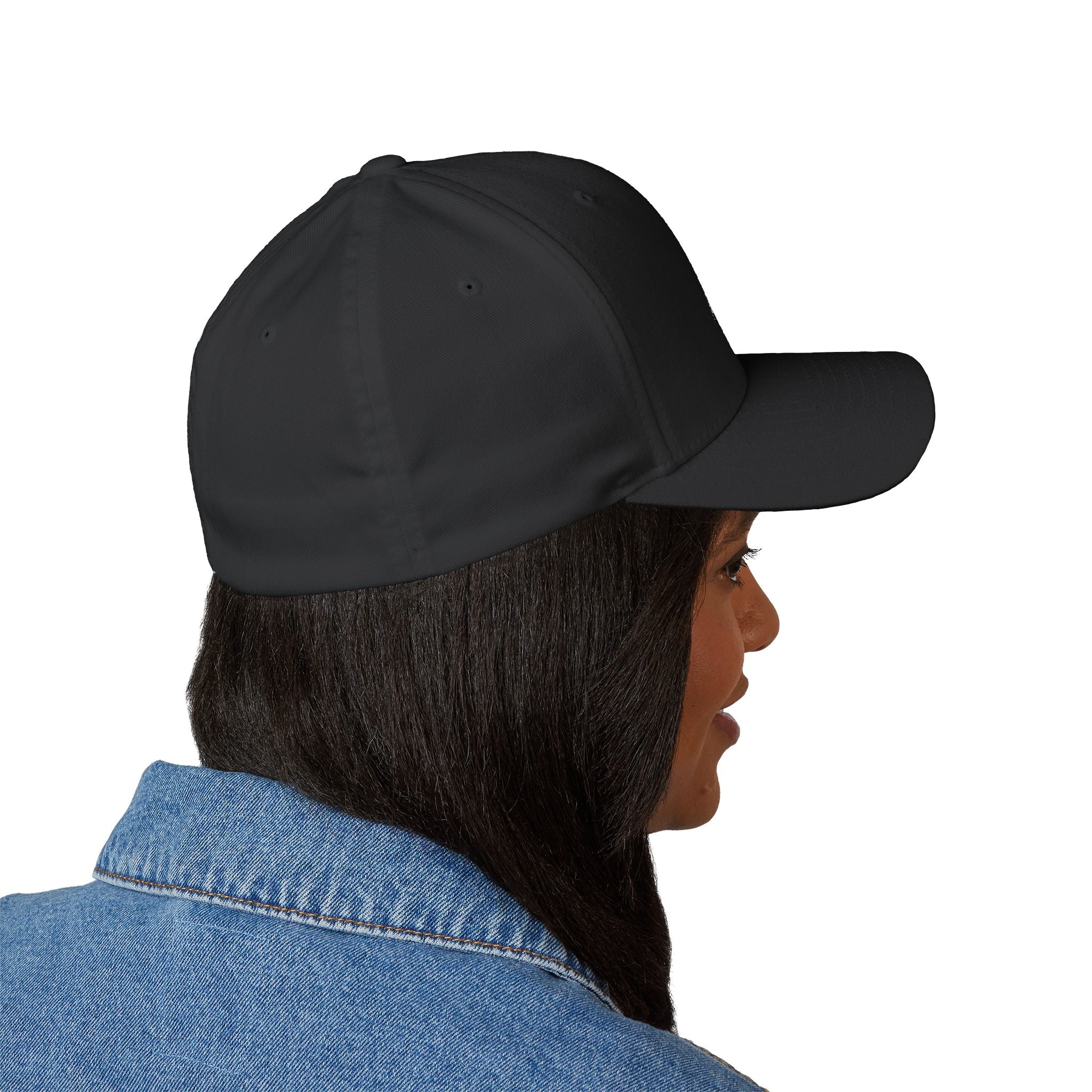 MAMA HAND CAP — Structured Closed-Back Hat