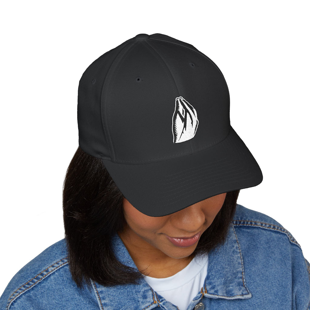 MAMA HAND CAP — Structured Closed-Back Hat