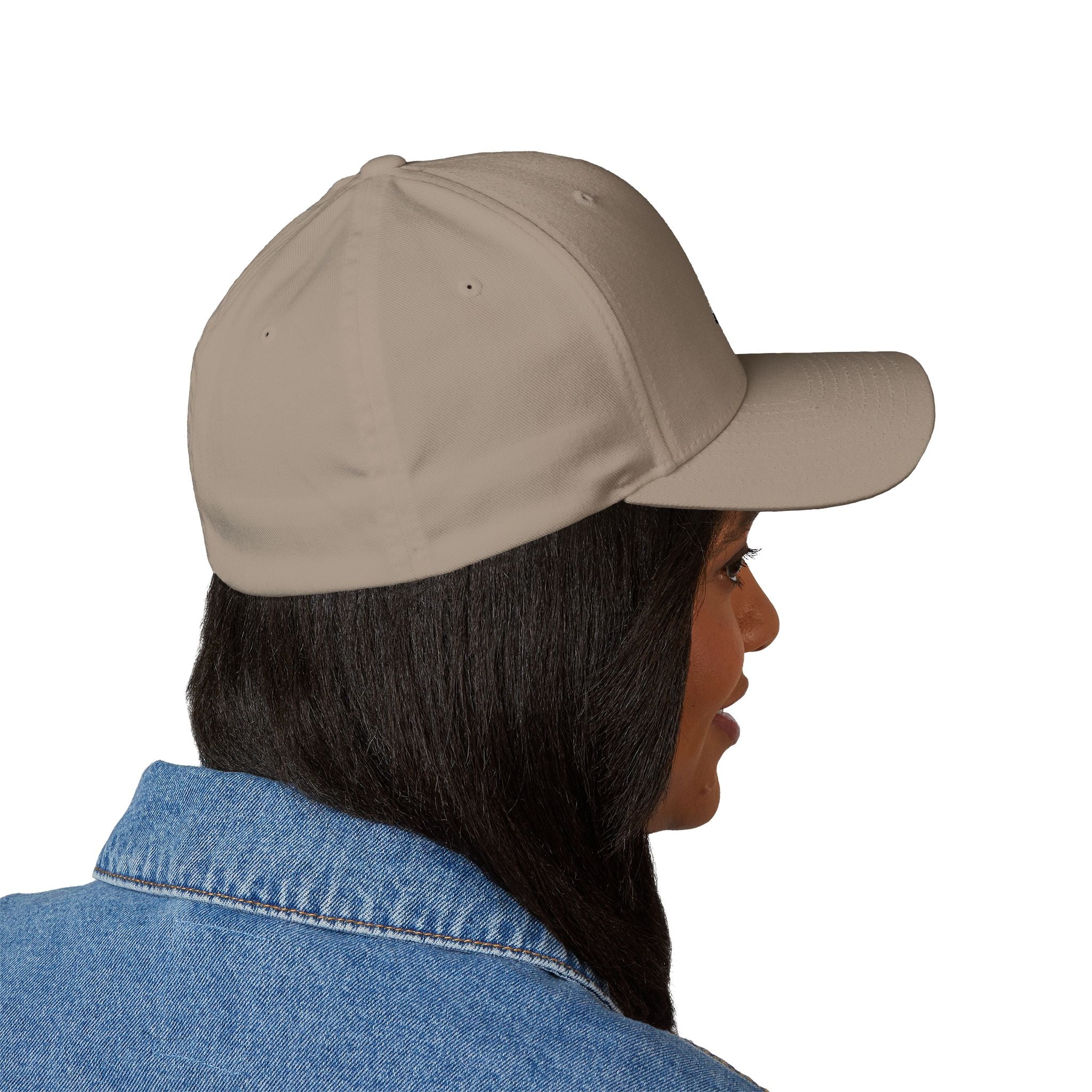 MAMA HAND CAP — Structured Closed-Back Hat
