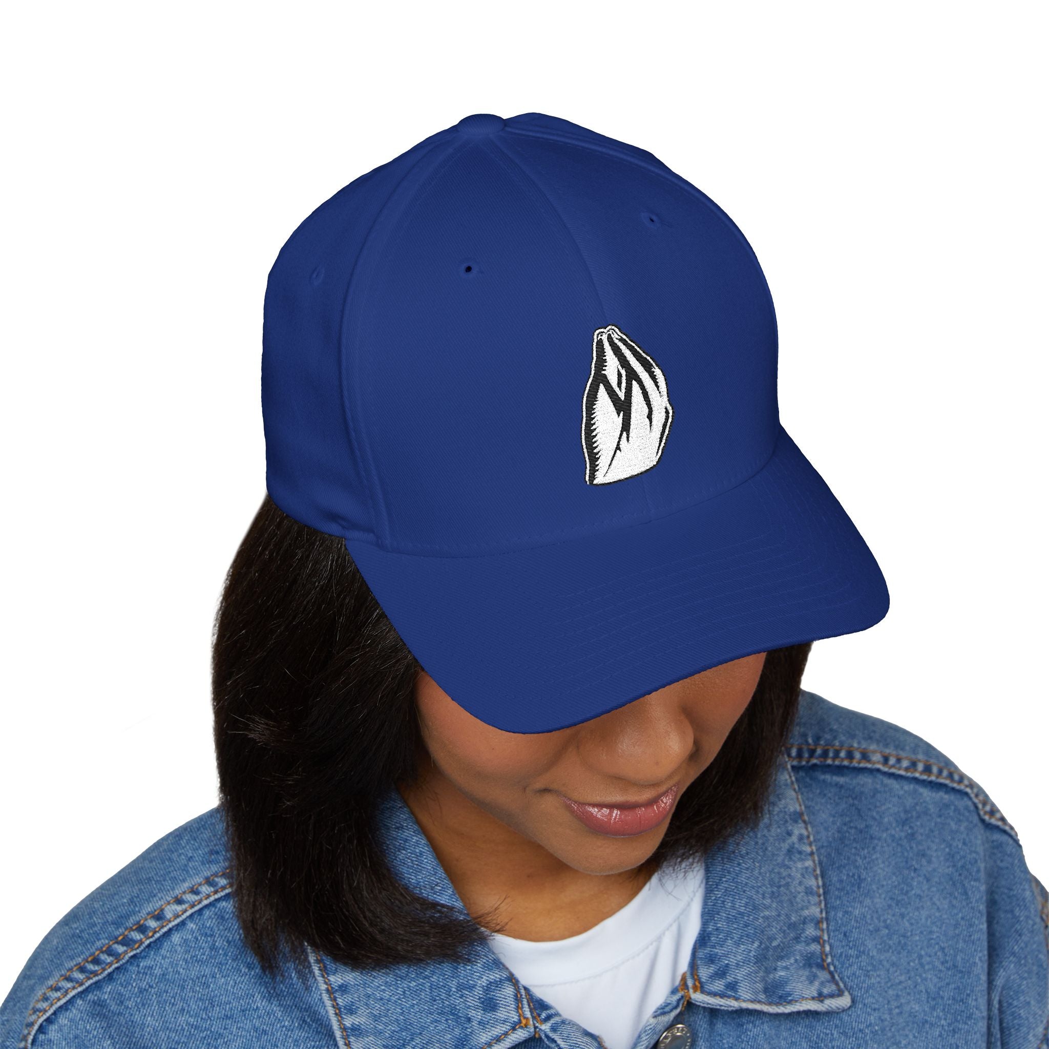 MAMA HAND CAP — Structured Closed-Back Hat