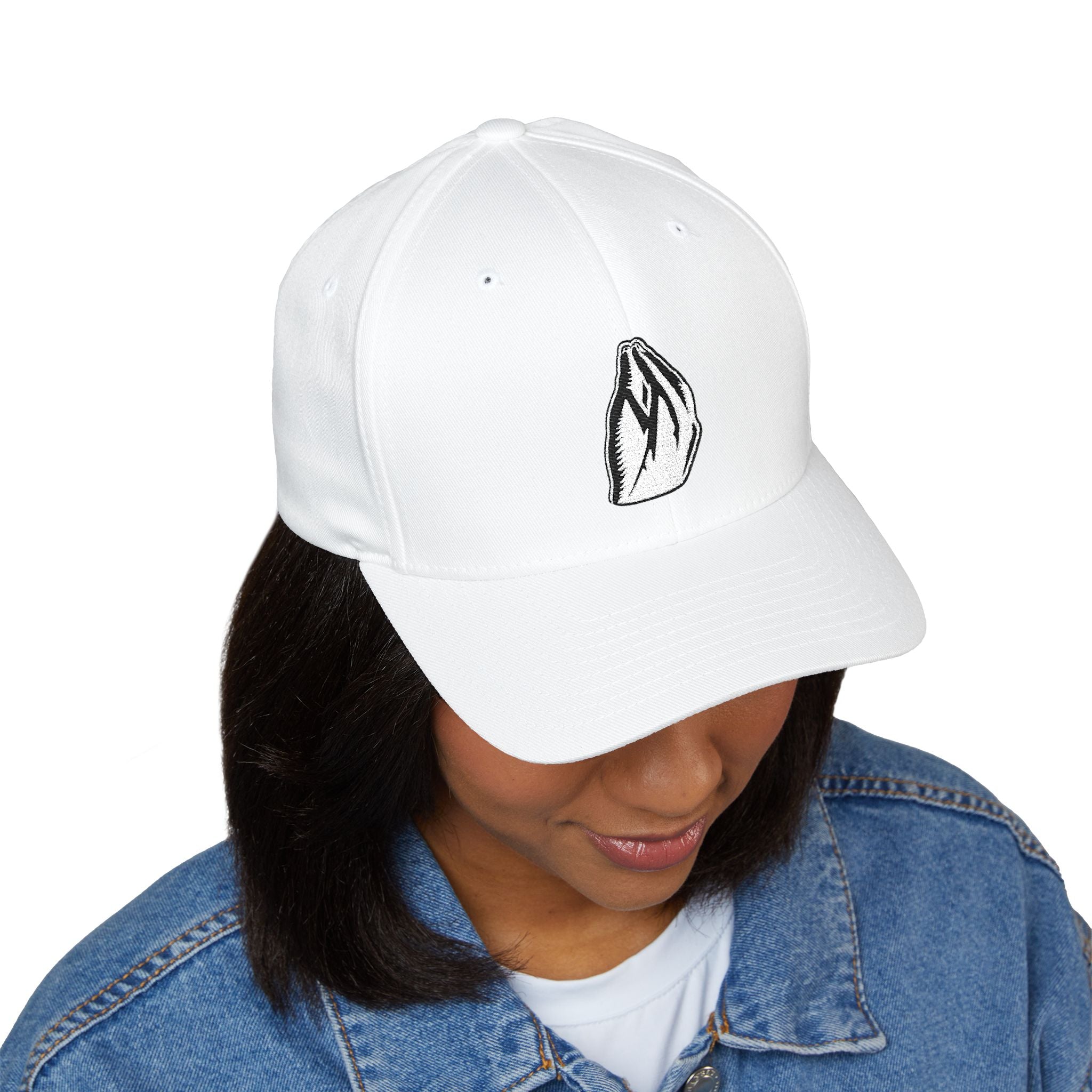 MAMA HAND CAP — Structured Closed-Back Hat